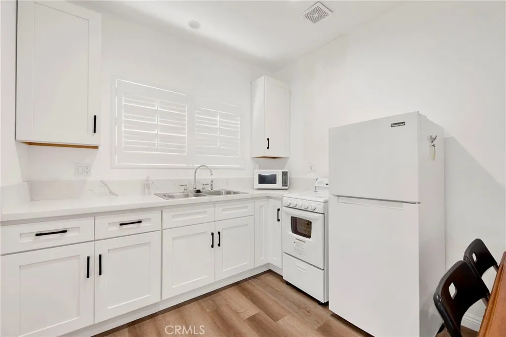 Additional image 53 of 2149 Cullivan Street, Los Angeles, CA 90047