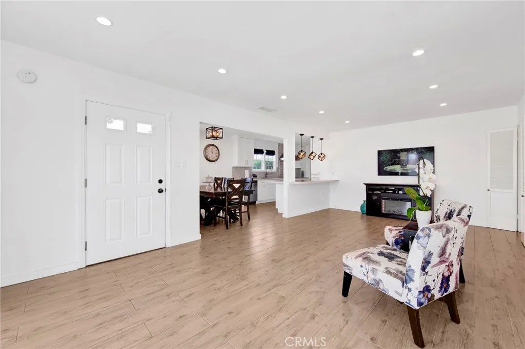 Additional image 7 of 2149 Cullivan Street, Los Angeles, CA 90047