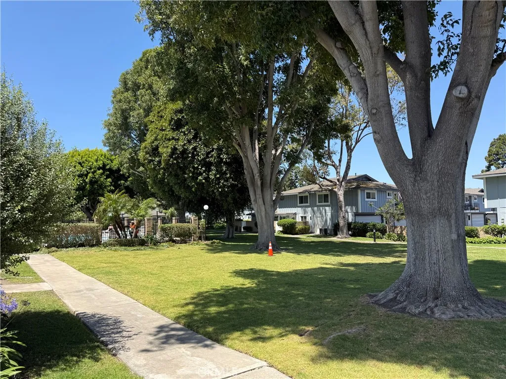 16436 Poco Circle, Huntington Beach, CA 92649