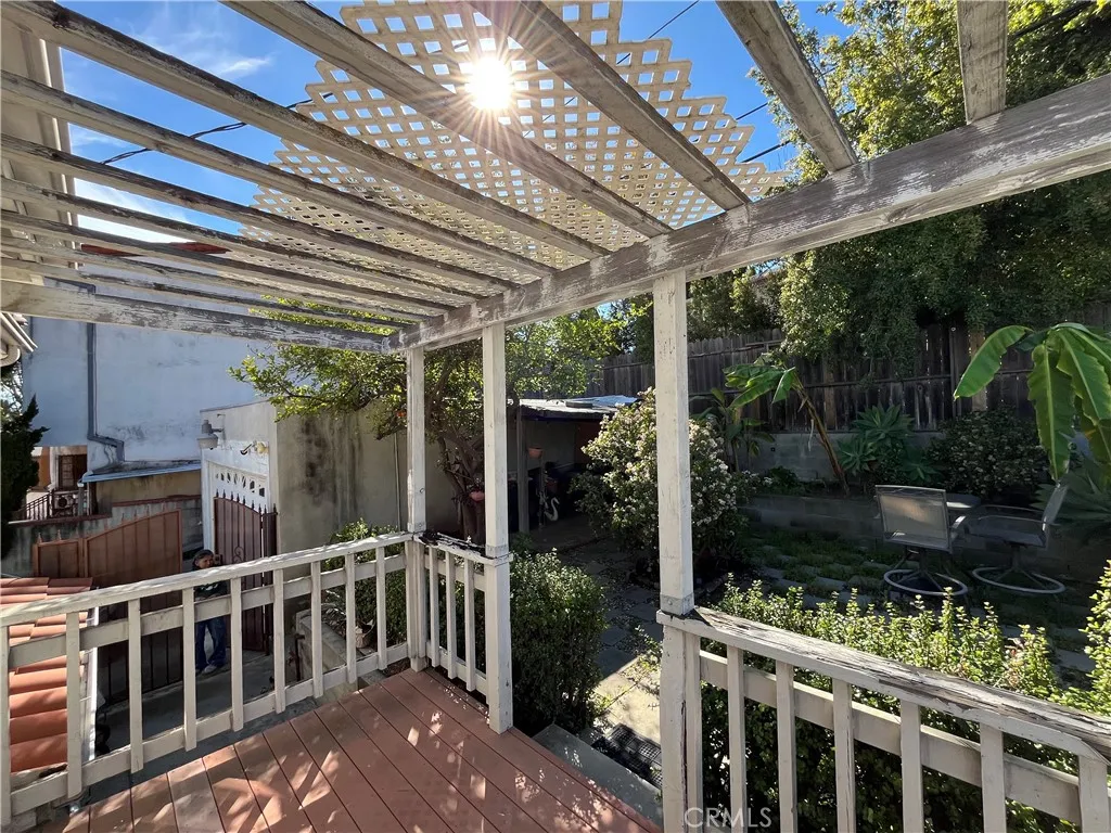 Additional image 21 of 2051 N Catalina street, Los Angeles, CA 90027