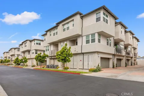 1707 W Bushell St, Anaheim, CA MLS: PW25082106