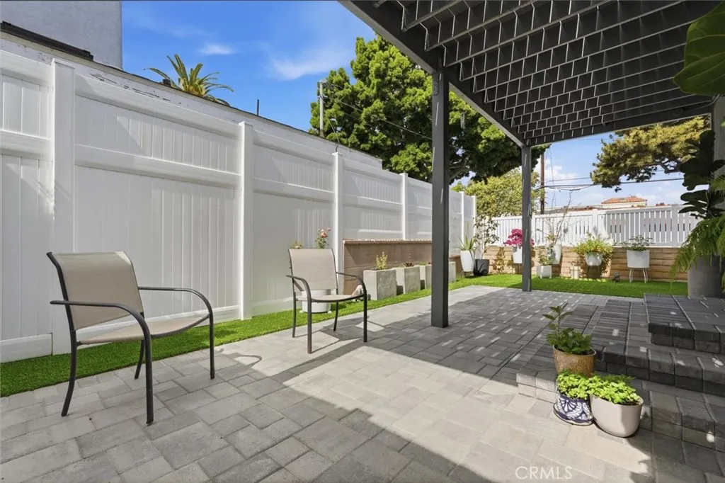 Additional image 72 of 729 N Juanita Ave, Redondo Beach, CA 90277