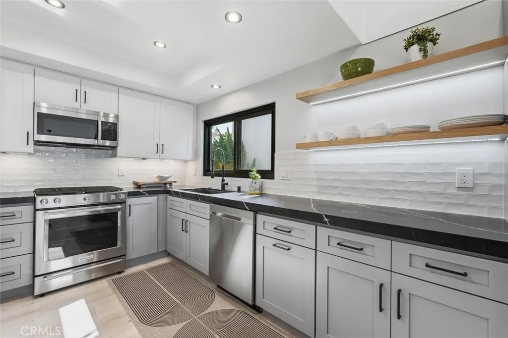 Additional image 52 of 729 N Juanita Ave, Redondo Beach, CA 90277