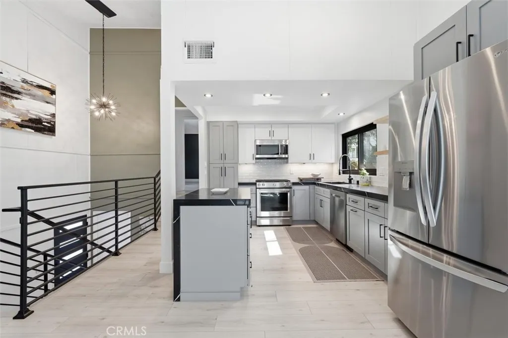 Additional image 55 of 729 N Juanita Ave, Redondo Beach, CA 90277