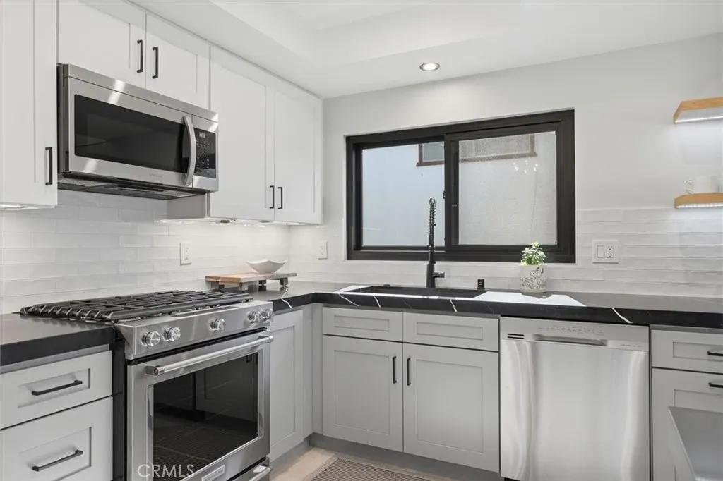 Additional image 54 of 729 N Juanita Ave, Redondo Beach, CA 90277