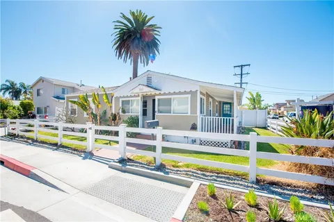 7822 Sycamore Drive, Huntington Beach, CA MLS: IG25081147