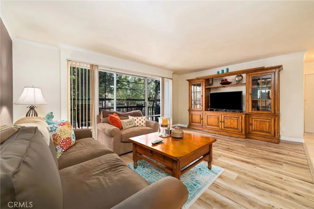 Additional image 5 of 3665 E 1st St Unit 202, Long Beach, CA 90803