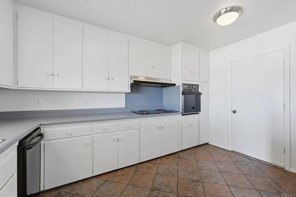 Additional image 58 of 5561 Drover Street, San Diego, CA 92115