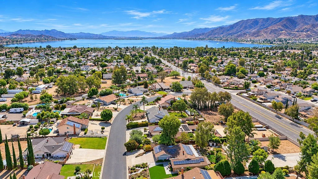 31831 Saint Pierre Lane, Lake Elsinore, CA 92530