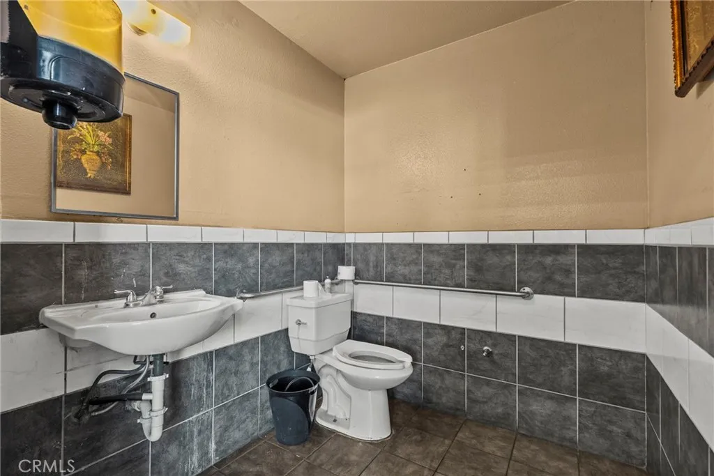 Additional image 54 of 4811 Van Buren Boulevard Blvd Unit D, Riverside, CA 92503