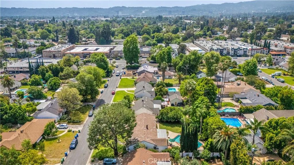 Additional image 33 of 6843 Chisholm Ave, Van Nuys, CA 91406