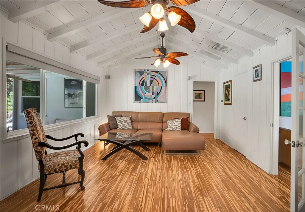 Additional image 12 of 6843 Chisholm Ave, Van Nuys, CA 91406