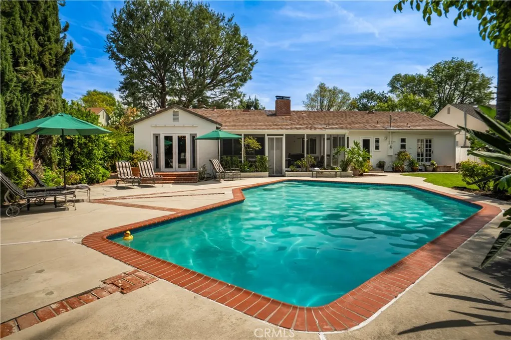 Additional image 61 of 6843 Chisholm Ave, Van Nuys, CA 91406
