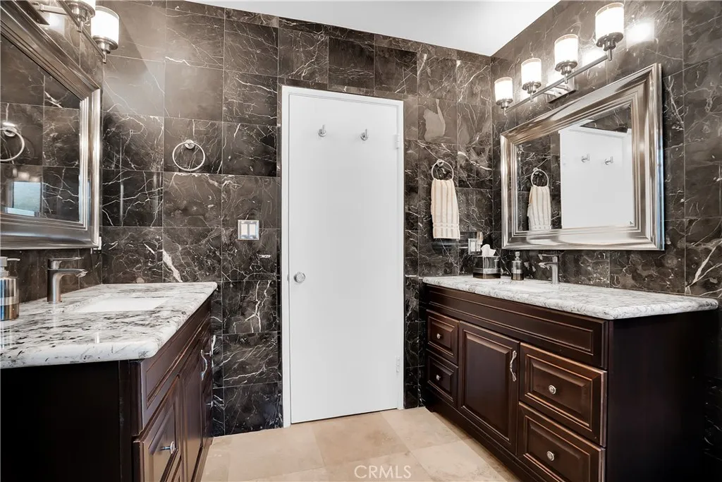 Additional image 50 of 6843 Chisholm Ave, Van Nuys, CA 91406