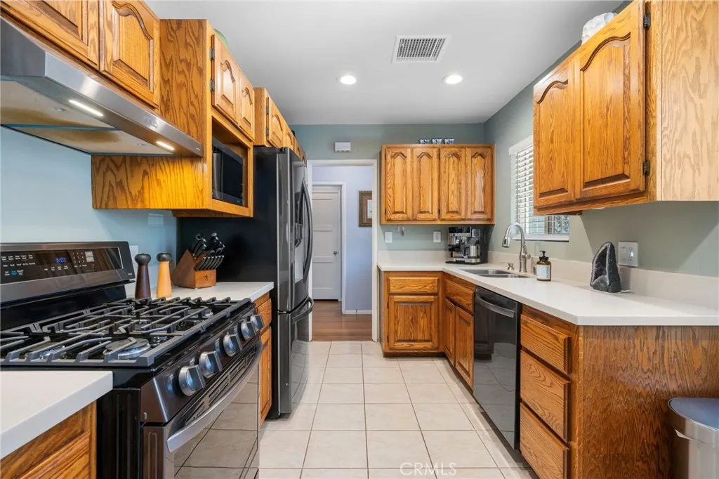 Additional image 49 of 5139 E Lanai Street, Long Beach, CA 90808