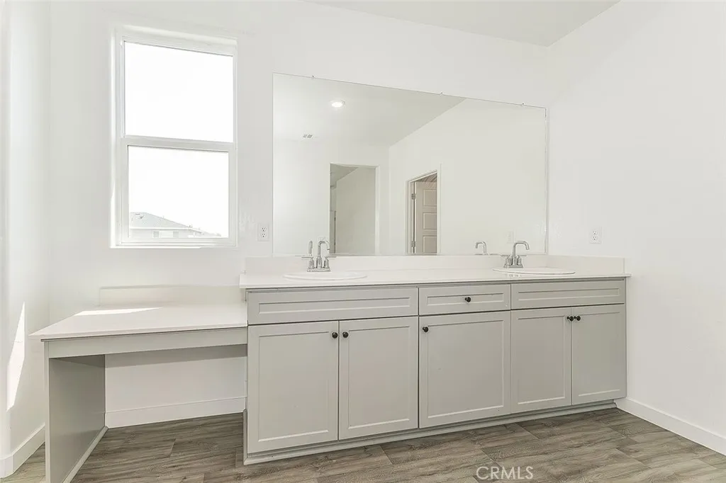 Additional image 114 of 2844 N Vahe, Fresno, CA 93737