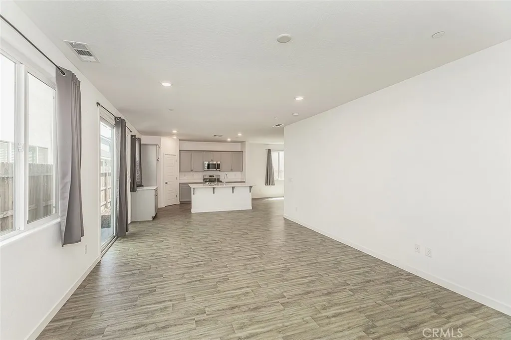Additional image 81 of 2844 N Vahe, Fresno, CA 93737