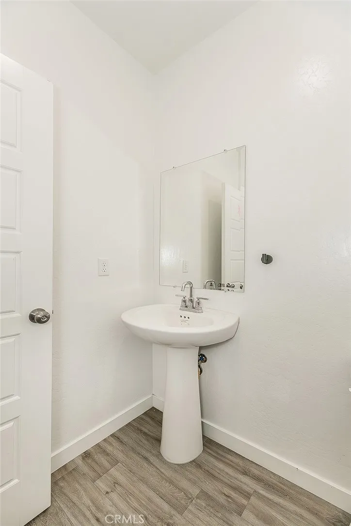 Additional image 91 of 2844 N Vahe, Fresno, CA 93737