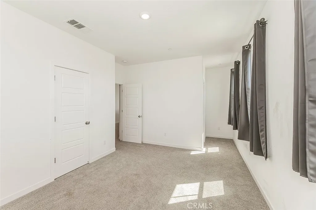 Additional image 127 of 2844 N Vahe, Fresno, CA 93737