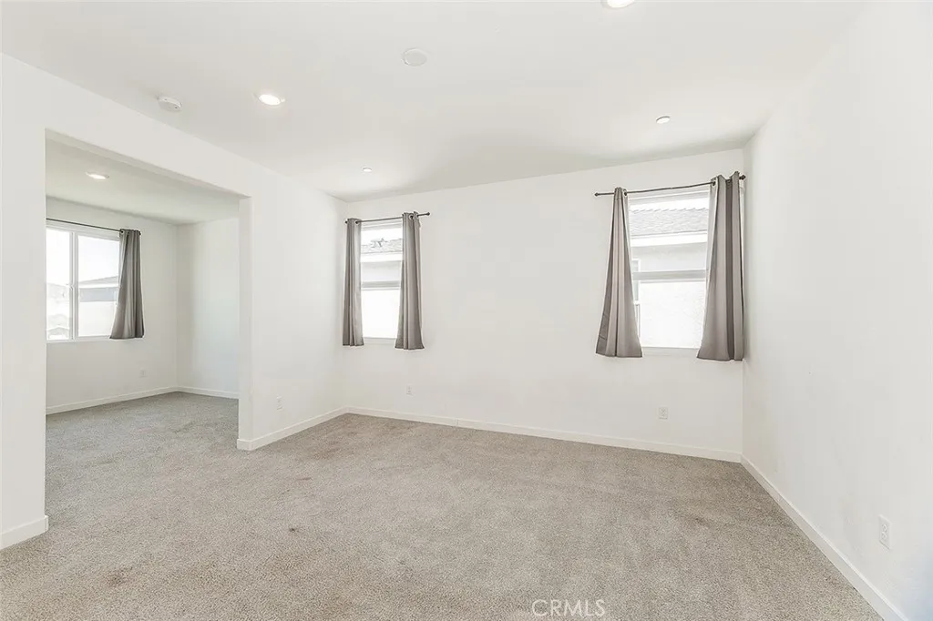 Additional image 108 of 2844 N Vahe, Fresno, CA 93737