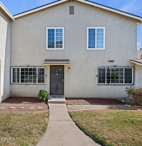 2630 El Dorado Avenue Unit C, Oxnard, CA MLS: V1-29890