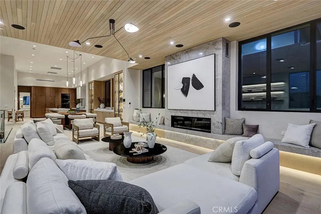 Additional image 45 of 1404 Manhattan Ave, Manhattan Beach, CA 90266