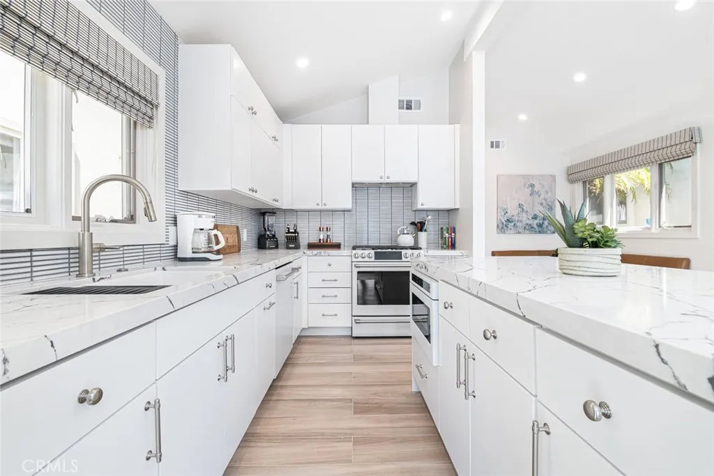 Additional image 47 of 117 35th St, Newport Beach, CA 92663