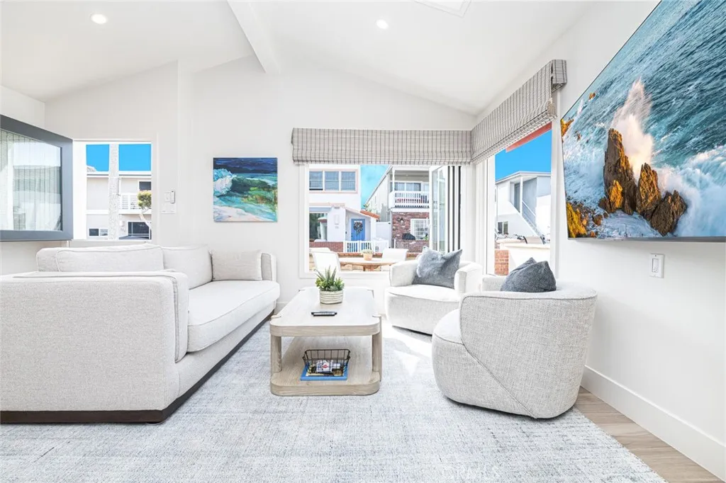 Additional image 2 of 117 35th St, Newport Beach, CA 92663