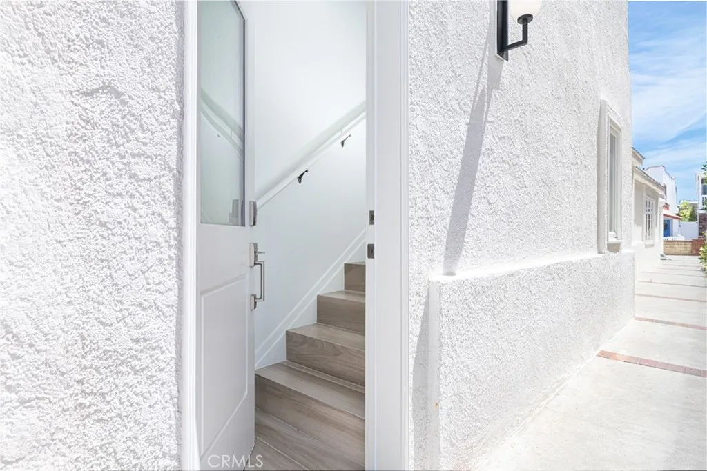 Additional image 25 of 117 35th St, Newport Beach, CA 92663