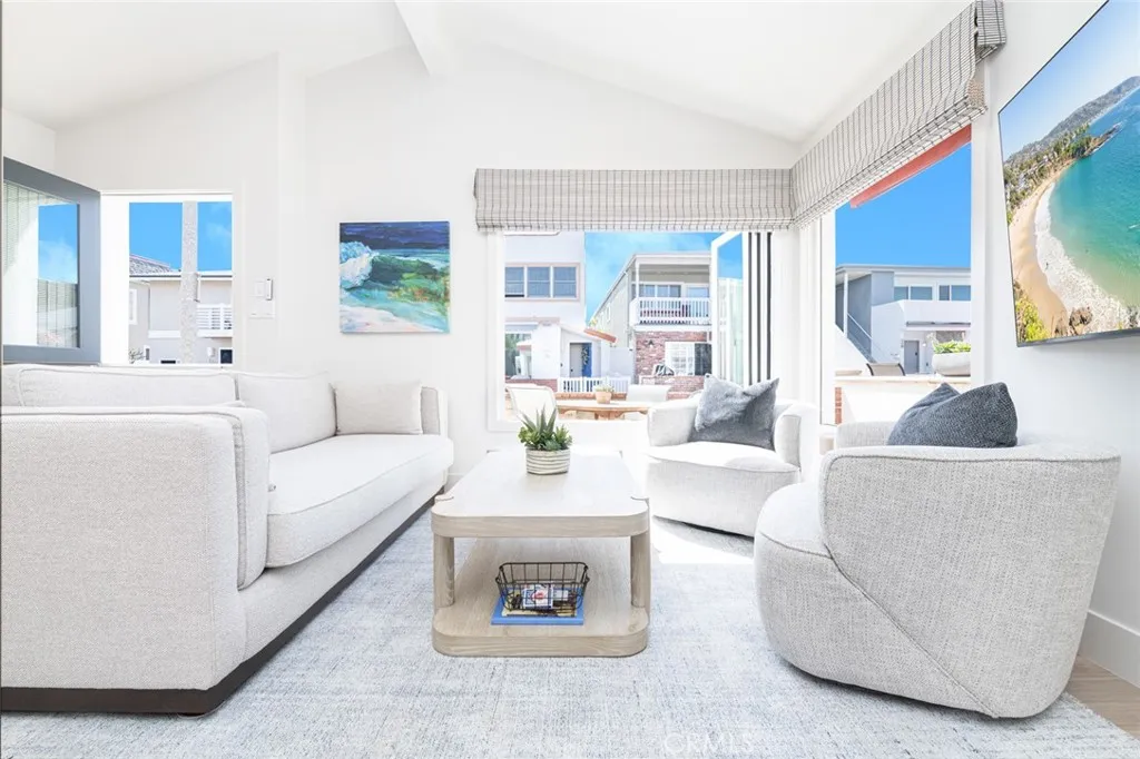 Additional image 43 of 117 35th St, Newport Beach, CA 92663