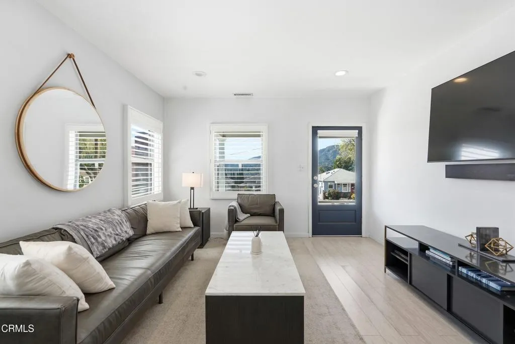 Additional image 41 of 3233 Community Avenue, La Crescenta, CA 91214