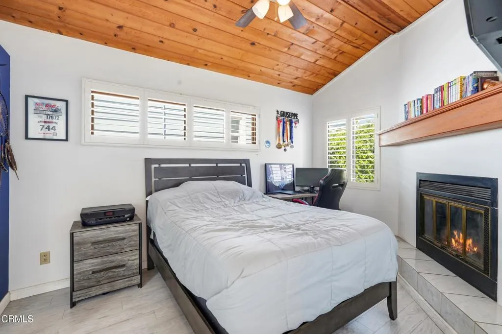 Additional image 14 of 3233 Community Avenue, La Crescenta, CA 91214