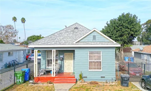 413 W 95th Street, Los Angeles, CA 90003 - MLS#: CV24252488