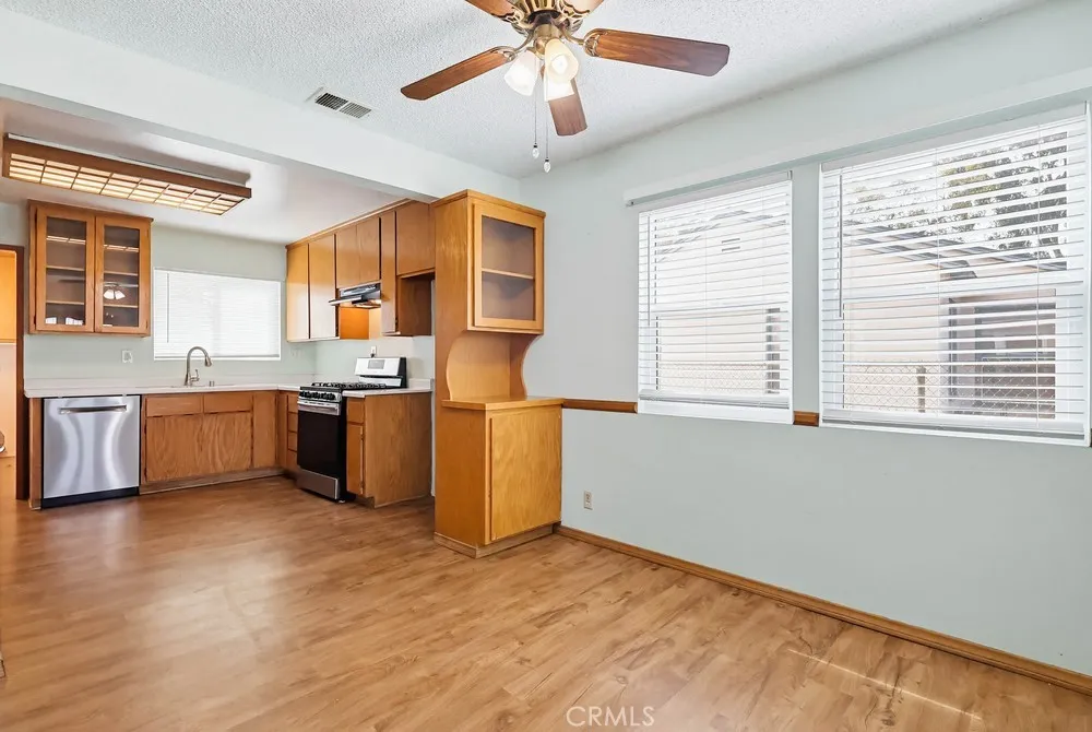 Additional image 88 of 5812 Graywood Ave, Lakewood, CA 90712