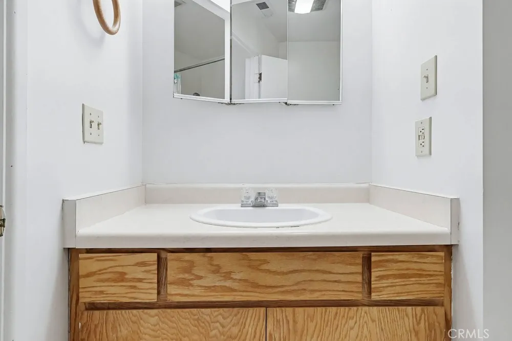 Additional image 132 of 5812 Graywood Ave, Lakewood, CA 90712