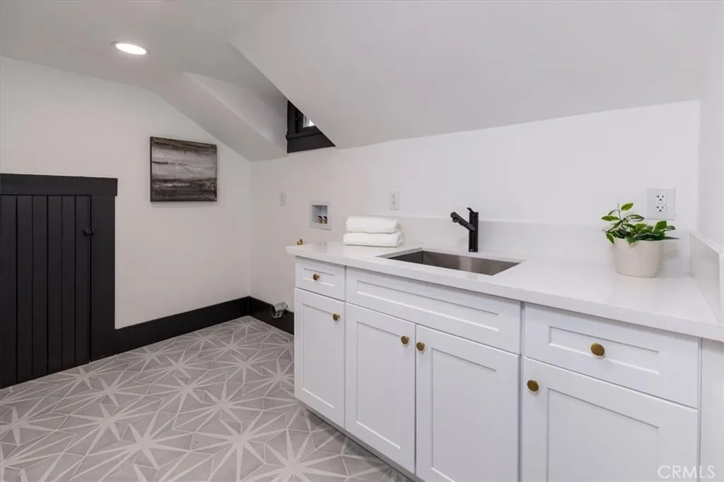 Additional image 27 of 2274 W 21st Street, Los Angeles, CA 90018