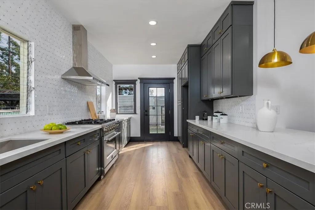 Additional image 14 of 2274 W 21st Street, Los Angeles, CA 90018