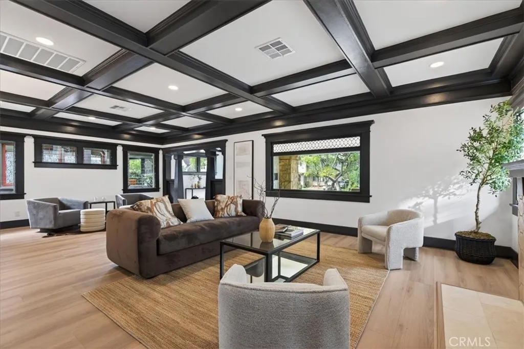 Additional image 11 of 2274 W 21st Street, Los Angeles, CA 90018