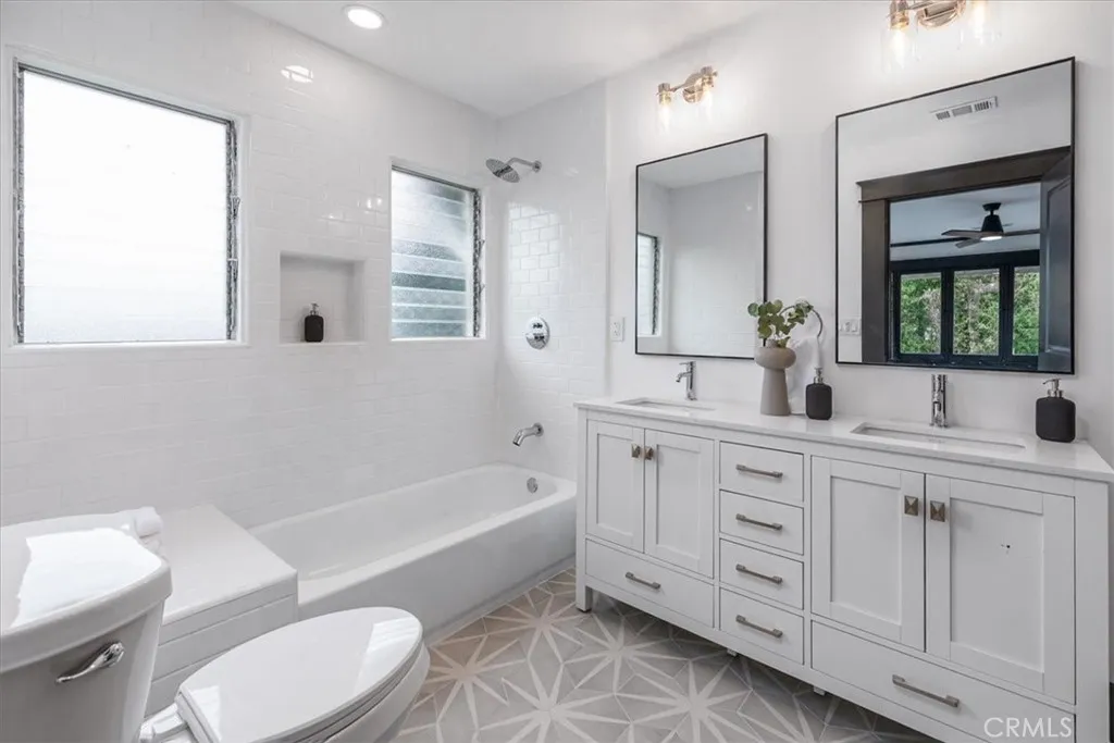 Additional image 62 of 2274 W 21st Street, Los Angeles, CA 90018