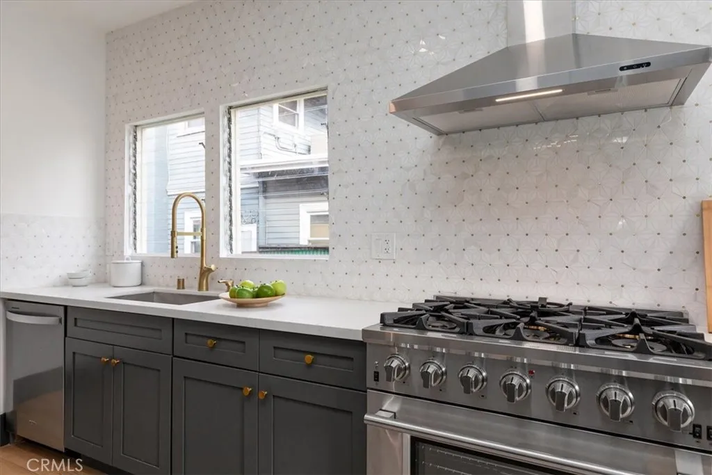 Additional image 16 of 2274 W 21st Street, Los Angeles, CA 90018