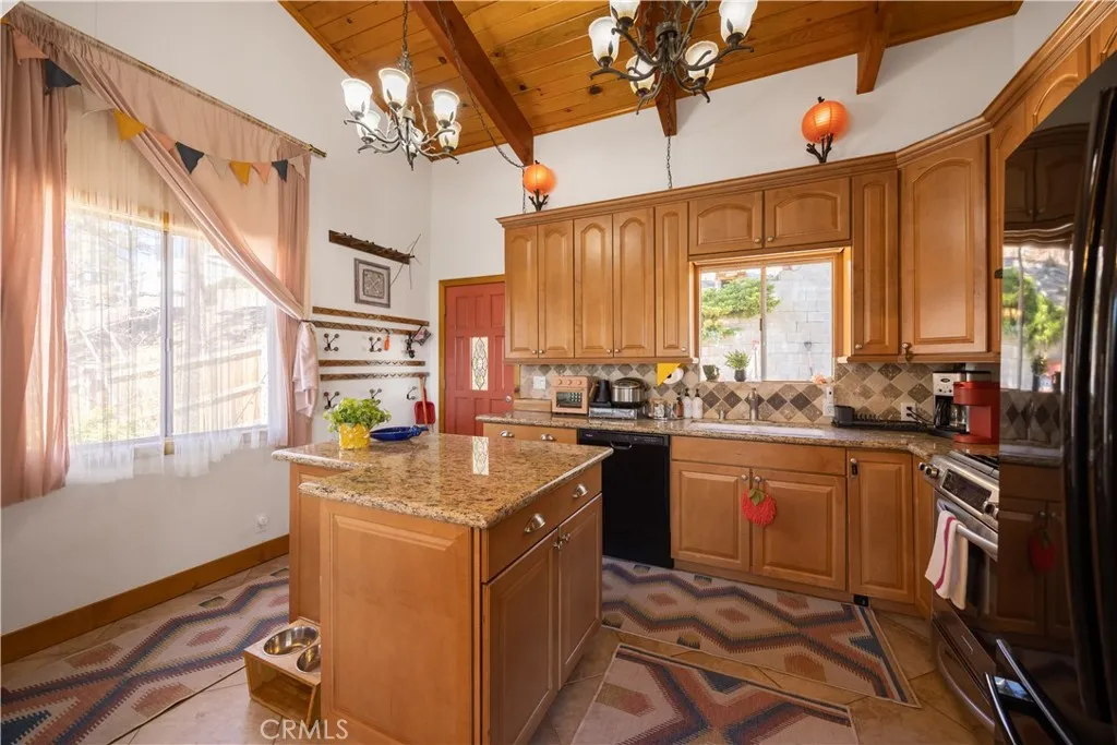 Additional image 55 of 39563 Raccoon Drive, Fawnskin, CA 92333