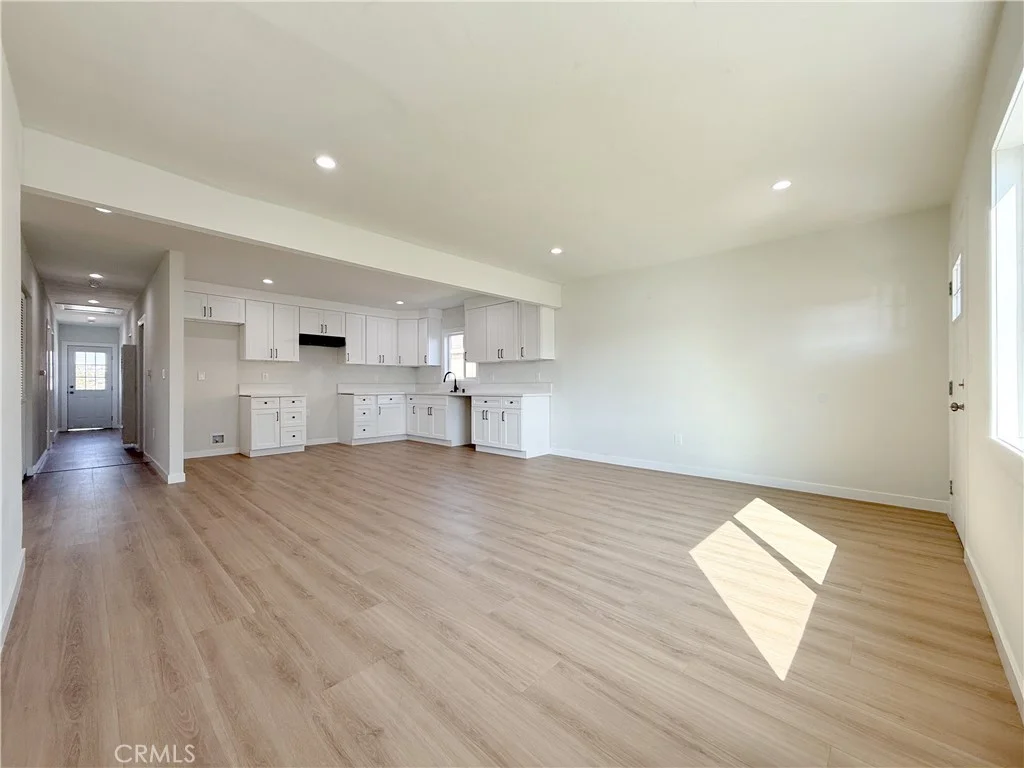 917 W 130th Street, Compton, CA 90222 photo 4