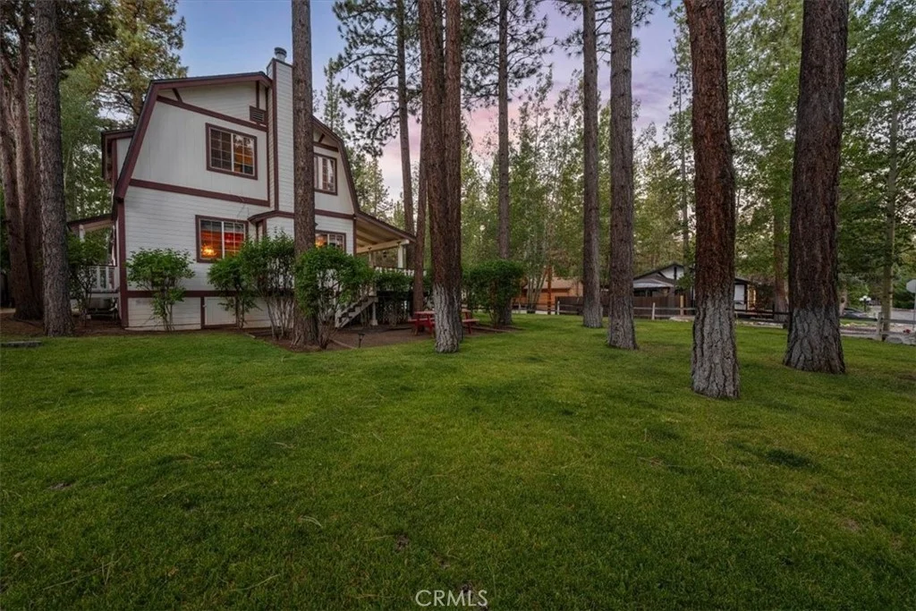 416 Pineview Dr, Big Bear City, CA 92314