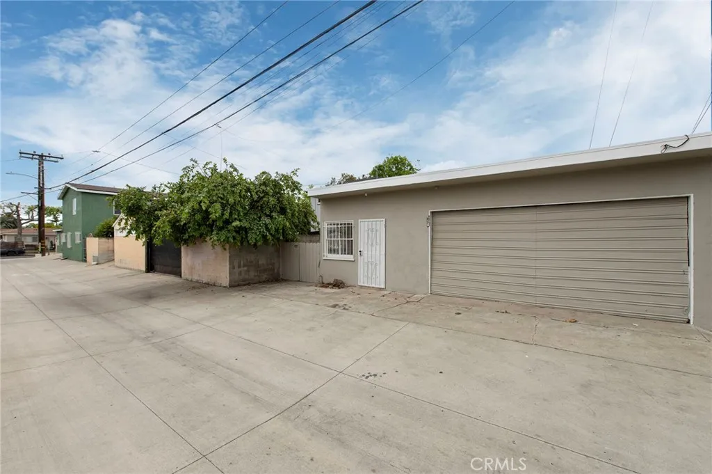 Additional image 53 of 956 S Oak St, Inglewood, CA 90301