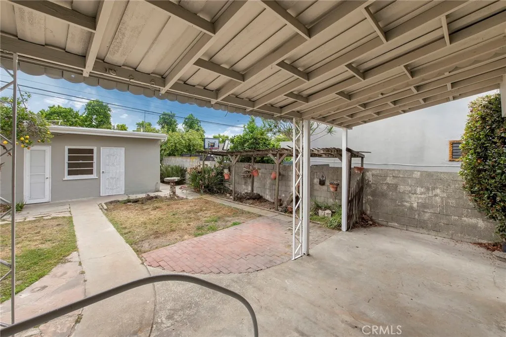 Additional image 55 of 956 S Oak St, Inglewood, CA 90301
