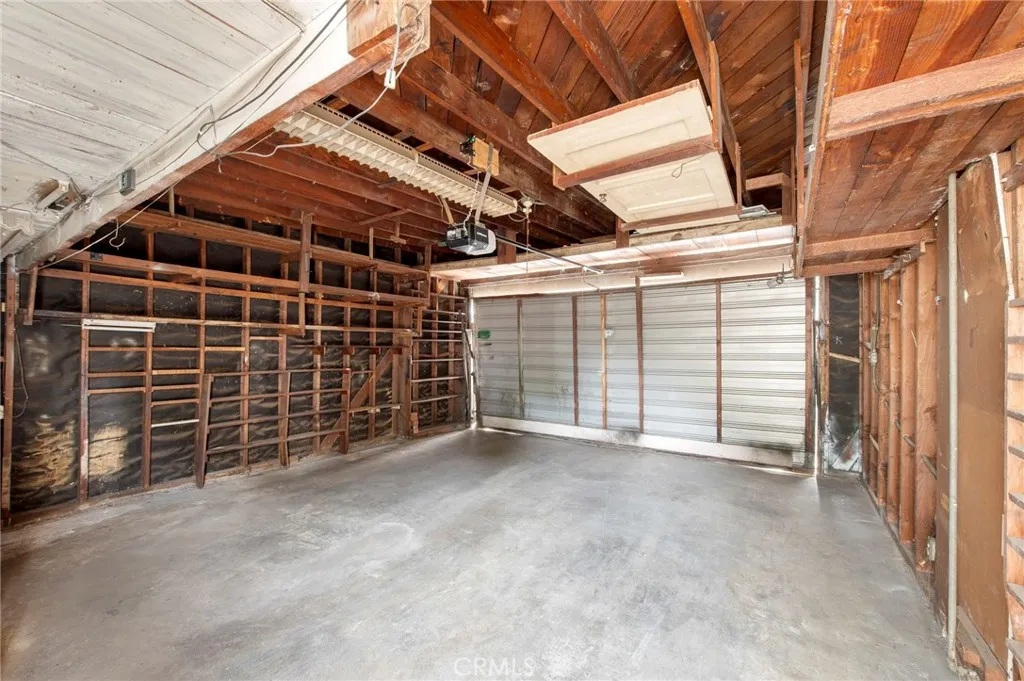 Additional image 28 of 956 S Oak St, Inglewood, CA 90301