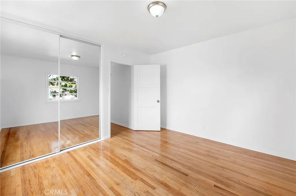Additional image 45 of 956 S Oak St, Inglewood, CA 90301