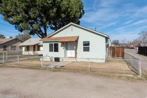 306 Belle Avenue, Bakersfield, CA MLS: GD25021422