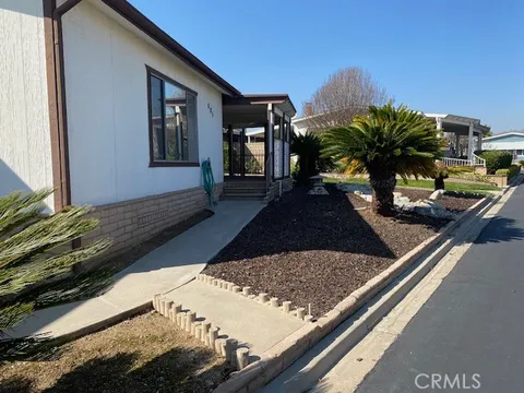 685 View Lake Circle Unit 161, Brea, CA MLS: PW25042036