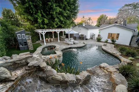 14332 Roblar Place, Sherman Oaks, CA MLS: SR25077882